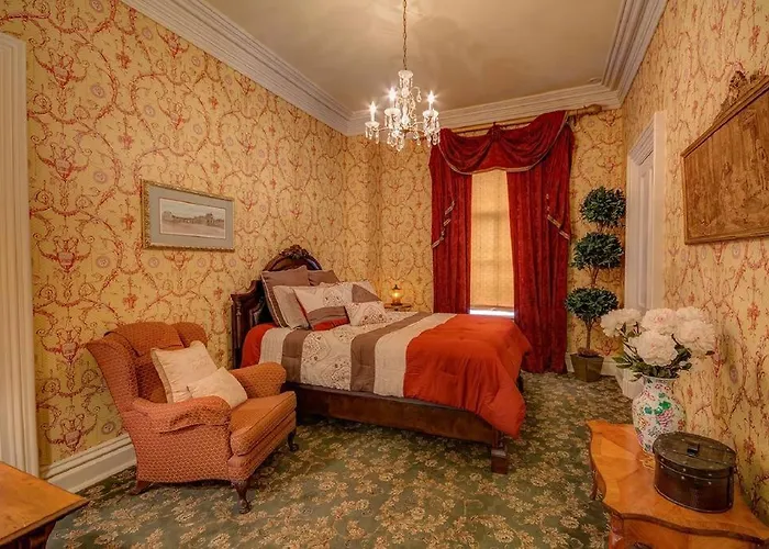 Villa Captain Merry Mansion